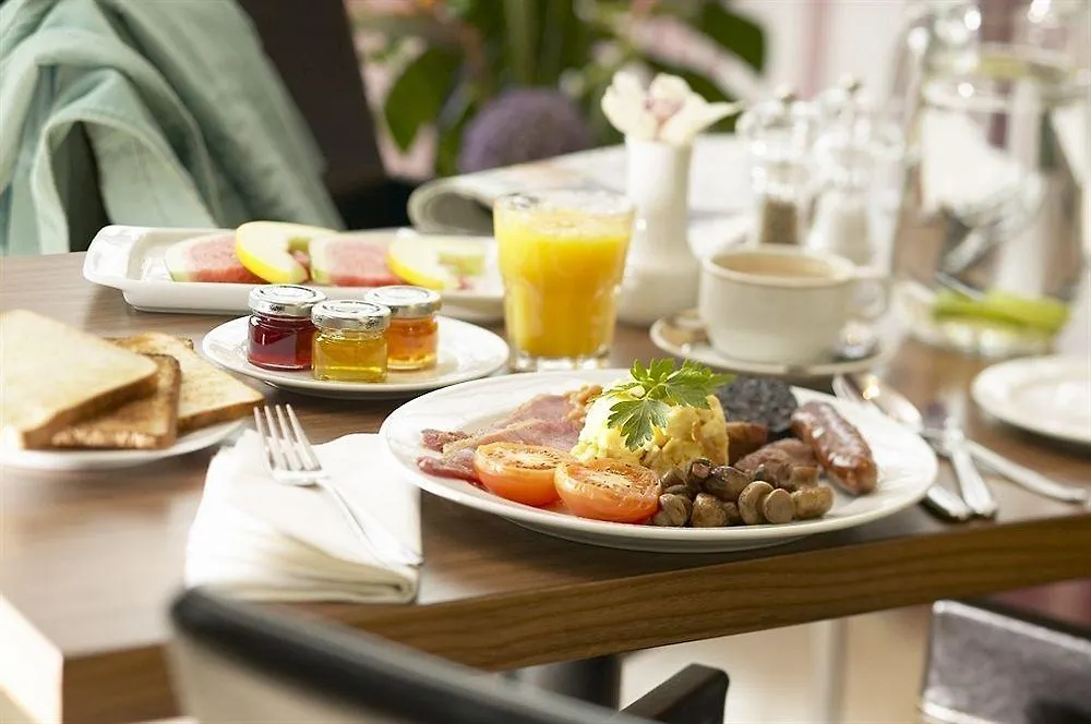 Clayton Hotel Leopardstown